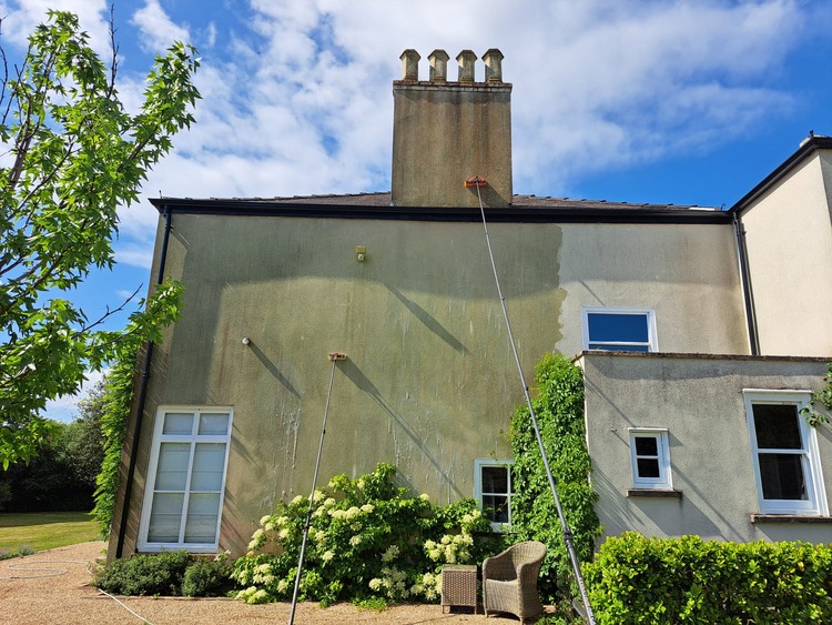 Render cleaning result showing algae and dirt safely removed by professional soft wash in Nottingham